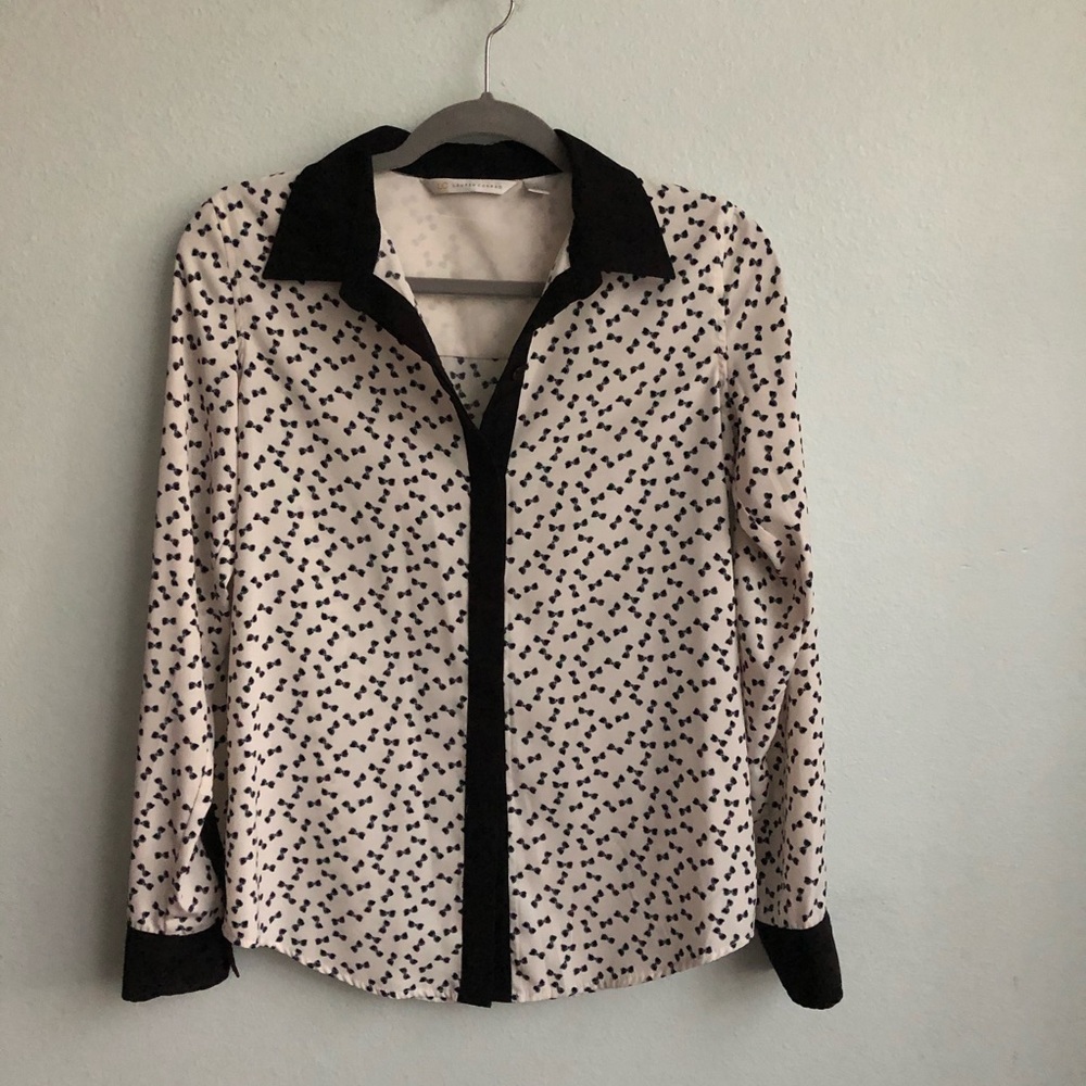 LC Lauren Conrad bow print button up blouse